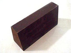 Fused rebonded magnesia chrome brick